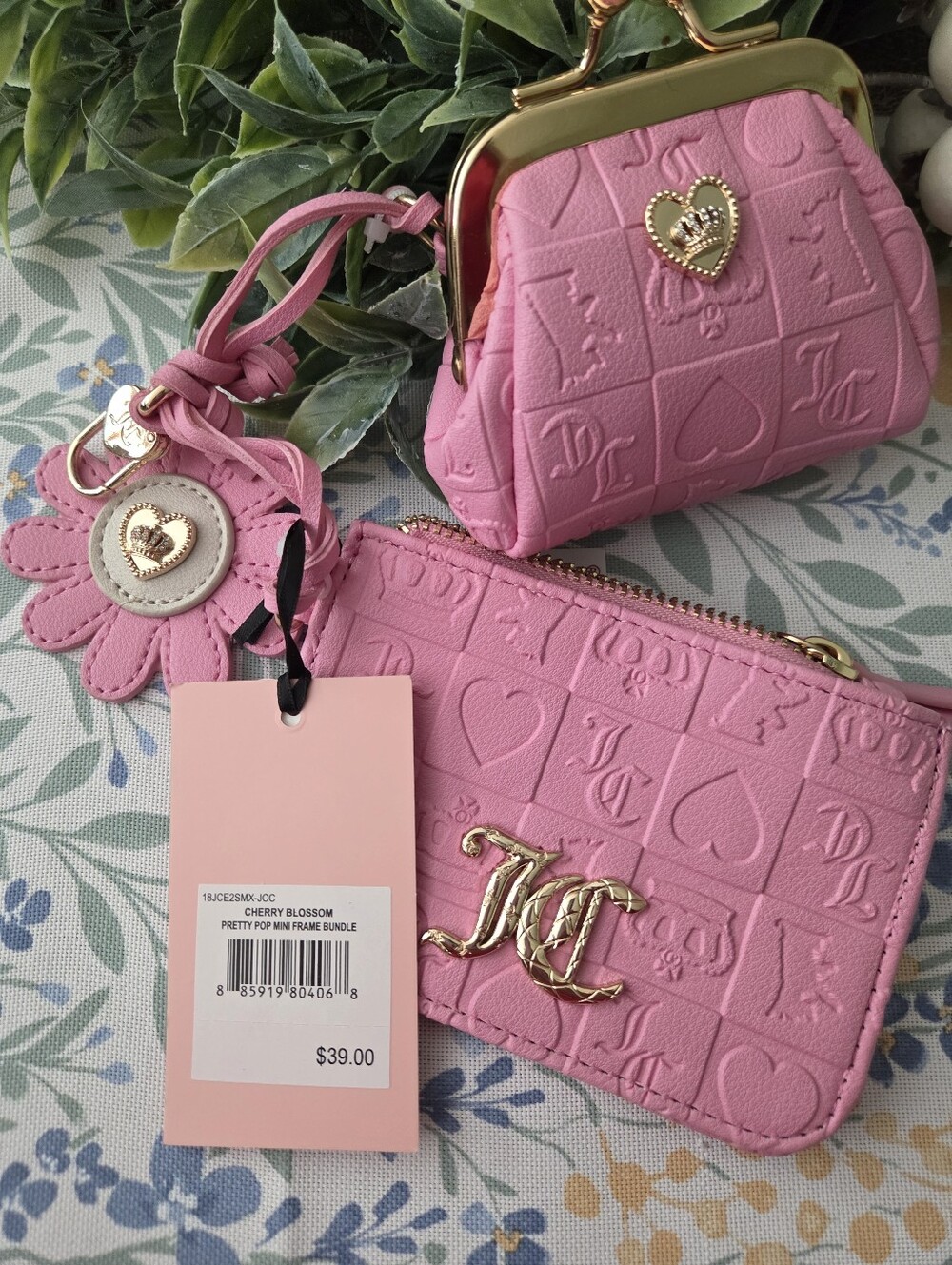 Juicy Couture Pink Embossed Coin Purse and Zip Card Wallet Set With Bag Charm - Picture 5 of 6